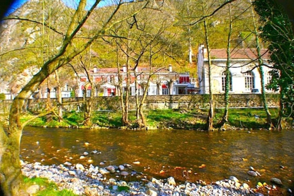 Zentral Club Apartamento Proton-Jacuzzi Belmonte De Miranda Екстериор снимка